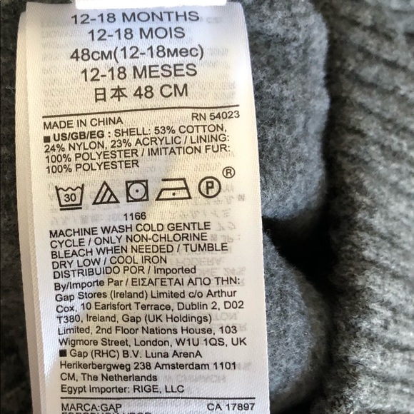 BNWT Gap Baby 2pc set onesie and hat size 12-18 months - Picture 9 of 11